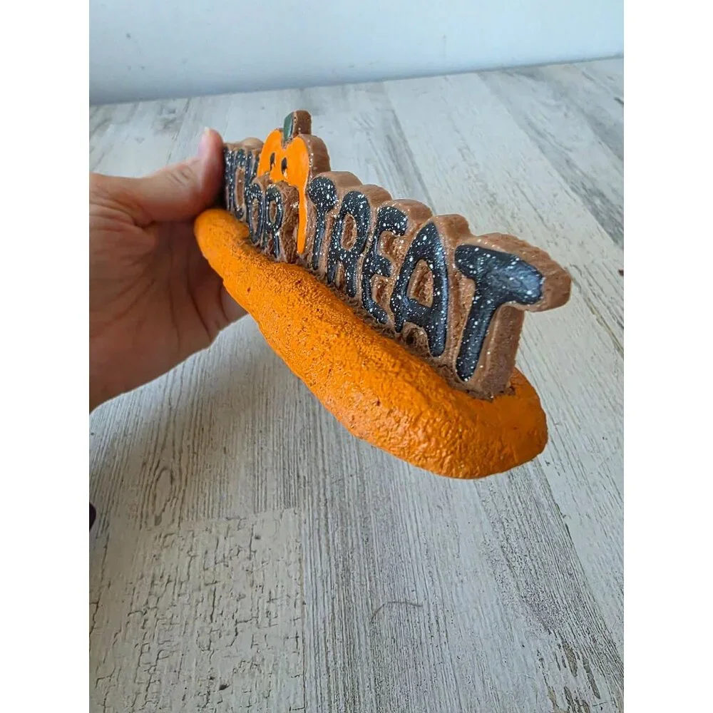 Vintage trick or treat sign Halloween pumpkin jack-o'-lantern village decor stat